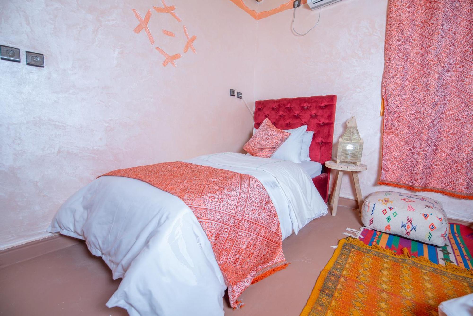 Dar Tiwira Hotel Ait Baha Luaran gambar